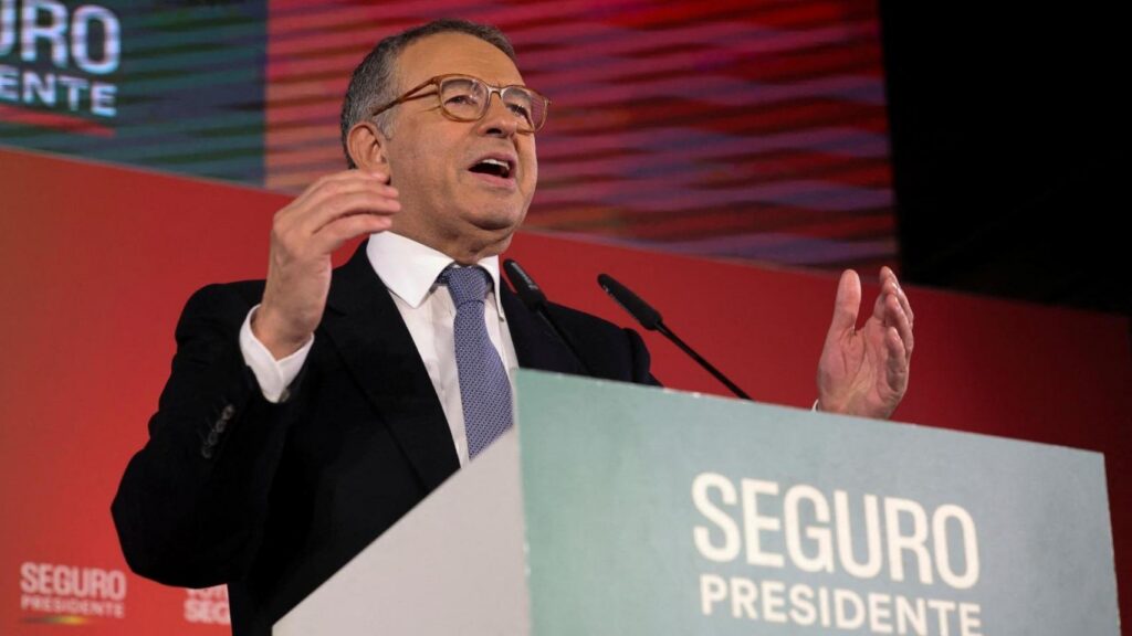 beats André Ventura